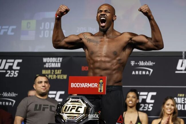 Pictures of bulked up heavyweight Jon Jones emerge ahead of