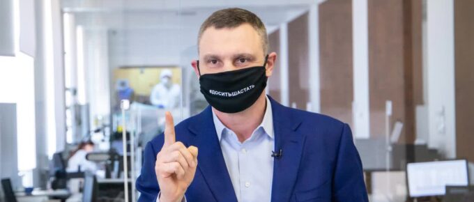 Wladimir and Vitali Klitschko to take up arms in Ukraine army and fight Russian invaders