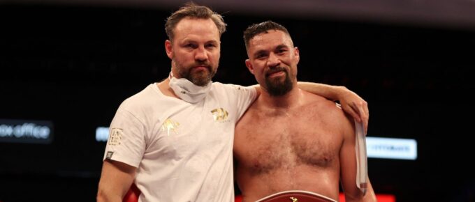 Joseph Parker recovers from seven-second knockdown to edge out Derek Chisora